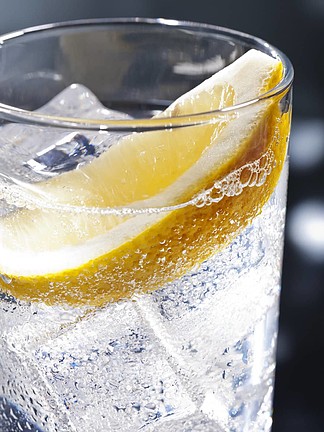 夜吧新風(fēng)尚 從新鮮雞尾酒到脫醇飲料的酒精體驗(yàn)升級(jí)